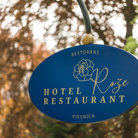 Roze Boutique Hotel Liepaja Bagian luar foto